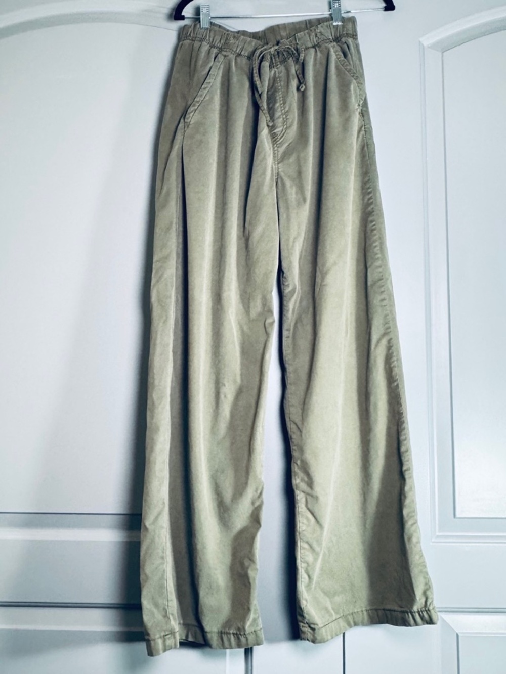 American Eagle Outfitters Olive Wide-Leg Drawstring Pants SZ M - Picture 3 of 15